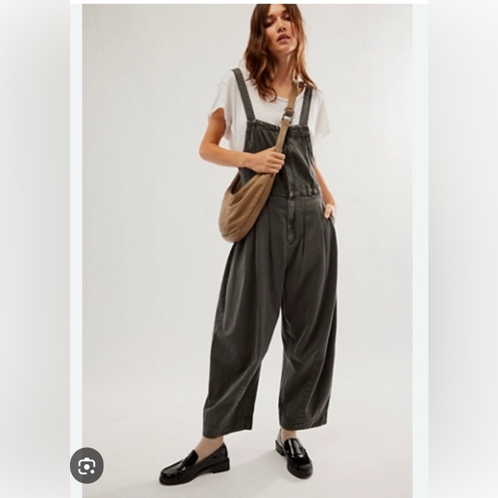 Free People Barrel One Piece Overalls Zip front